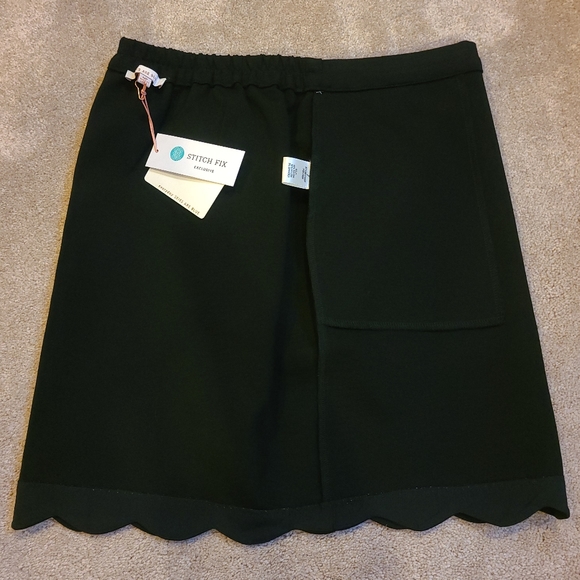 Berenice Scalloped Hem Skirt - Picture 11 of 12